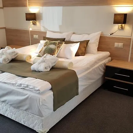 Hotell Zena Beauty & Shopping Center