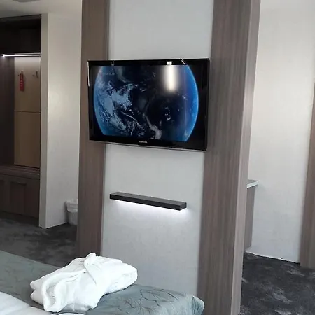 Hotel Zena Beauty & Shopping Center