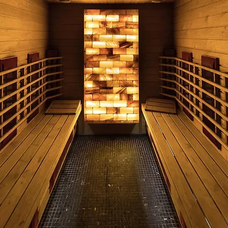 Zena Beauty & Shopping Center Hévíz