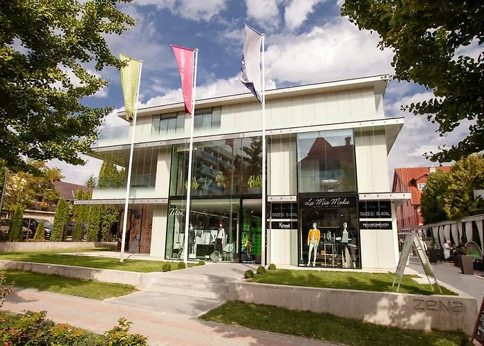 Hotell Zena Beauty & Shopping Center 4*