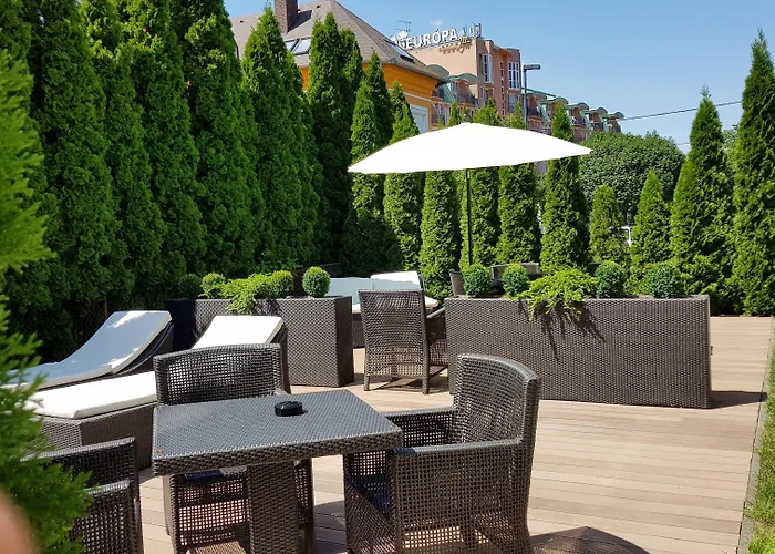 Zena Beauty & Shopping Center Hotell