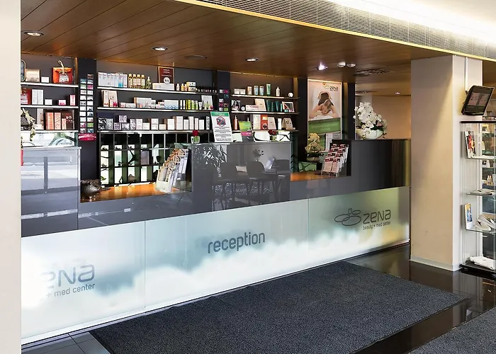 Zena Beauty & Shopping Center 4*