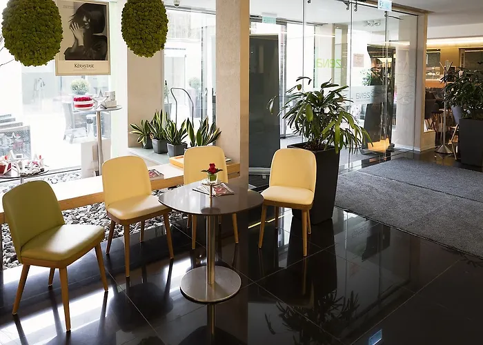 Zena Beauty & Shopping Center Heviz
